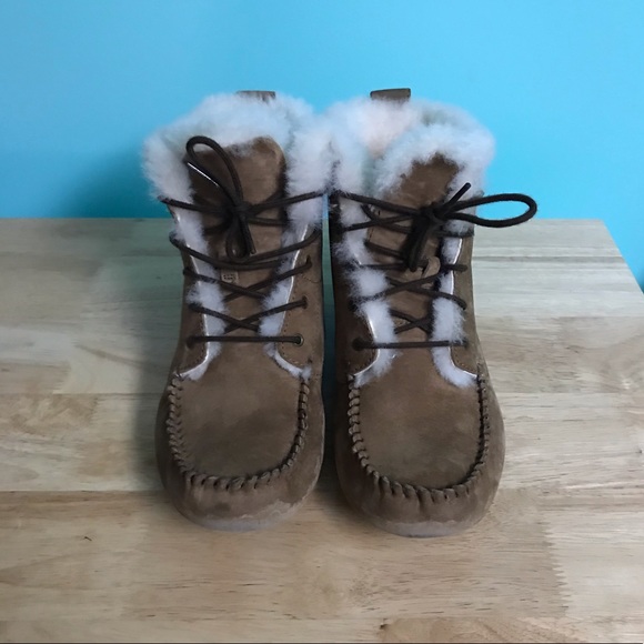 Ugg Moccasin Booties - Picture 2 of 6